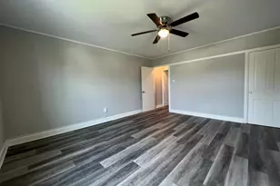 304 Maple St, Manchester, PA 17345 - Photo 5