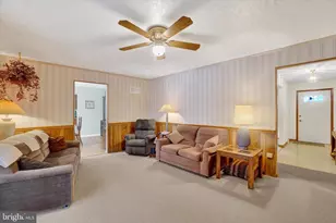 4158 Robinhood Dr, York, PA 17408 - Photo 7