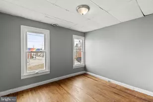 402 Broadway, Hanover, PA 17331 - Photo 11