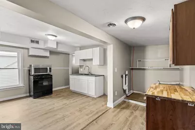 402 Broadway, Hanover, PA 17331 - Photo 15