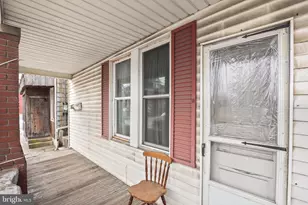 402 Broadway, Hanover, PA 17331 - Photo 3
