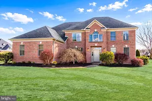1563 Winsford Ln, York, PA 17404 - Photo 1