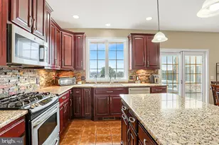 1563 Winsford Ln, York, PA 17404 - Photo 23