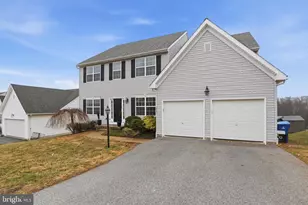 215 Azalea Dr, Windsor, PA 17366 - Photo 5