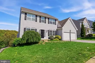 215 Azalea Dr, Windsor, PA 17366 - Photo 1