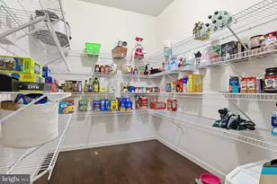 215 Azalea Dr, Windsor, PA 17366 - Photo 19