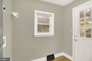 116 Hanover St, Glen Rock, PA 17327 - Photo 27
