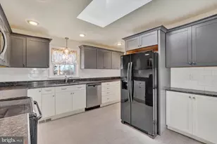 1698 Altland Ave, York, PA 17404 - Photo 9