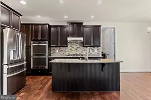 1002 Kavanagh Cir, Red Lion, PA 17356 - Photo 17