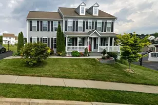 1002 Kavanagh Cir, Red Lion, PA 17356 - Photo 1