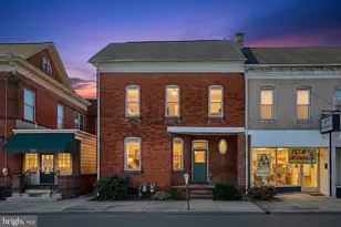 117 Baltimore St, Hanover, PA 17331 - Photo 1