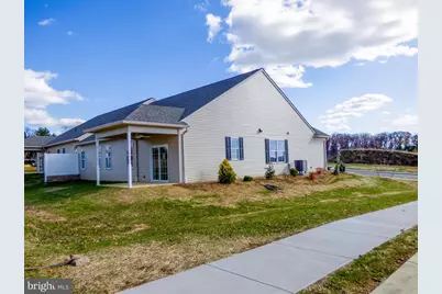 624 Bluff Stone Dr, York, PA 17402 - Photo 3