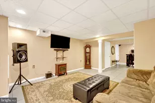 1724 Candle Ln, York, PA 17404 - Photo 37