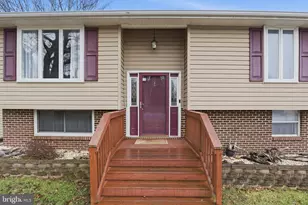 107 Maplewood Dr, Dover, PA 17315 - Photo 3