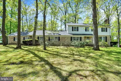 24 Springwood Avenue, Stewartstown, PA 17363 - Photo 1
