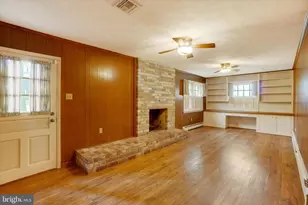 24 Springwood Ave, Stewartstown, PA 17363 - Photo 5