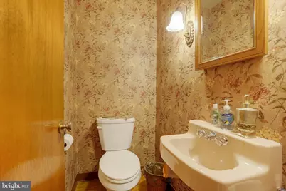 24 Springwood Avenue, Stewartstown, PA 17363 - Photo 13