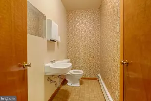 24 Springwood Ave, Stewartstown, PA 17363 - Photo 27