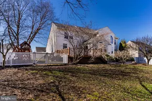 1660 Rosebrook Dr, York, PA 17402 - Photo 3