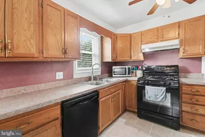 1330 Canterbury Lane, York, PA 17406 - Photo 3