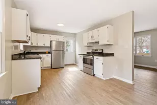 225 Bragg Cir, Hanover, PA 17331 - Photo 9