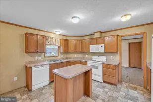118 Mimosa Dr, York, PA 17402 - Photo 7