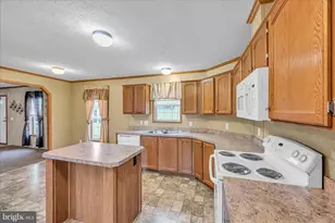 118 Mimosa Dr, York, PA 17402 - Photo 9