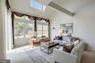 115 N Fountain Dr, York, PA 17402 - Photo 9