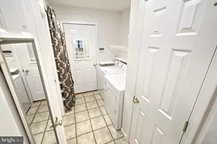 115 N Fountain Dr, York, PA 17402 - Photo 17