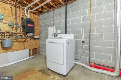 282 E Broadway, Red Lion, PA 17356 - Photo 33