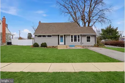 139 Sylvan Drive, York, PA 17402 - Photo 1