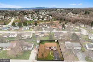 44 Colonial Dr, Hanover, PA 17331 - Photo 3
