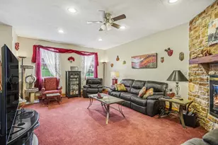 2455 Brandywine Ln, York, PA 17404 - Photo 11