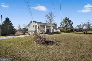 2401 Belair Dr, Dover, PA 17315 - Photo 5