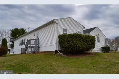 324 Blue Jay Drive, Red Lion, PA 17356 - Photo 9