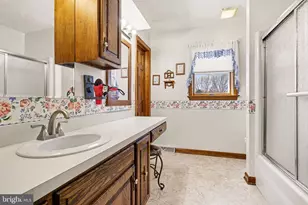 11 Narrow Rd, Hanover, PA 17331 - Photo 17