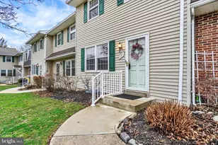 181 Fox Run Dr, York, PA 17403 - Photo 3