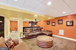 2727 Woodspring Dr, York, PA 17402 - Photo 35