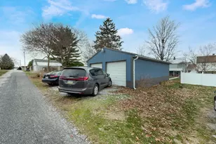 306 W Elm Ave, Hanover, PA 17331 - Photo 39
