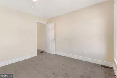 211 Fulton Street, Hanover, PA 17331 - Photo 13