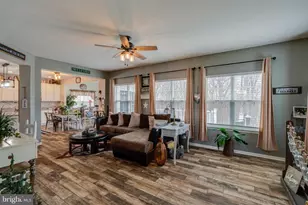 608 Misty Hill Dr, Delta, PA 17314 - Photo 5