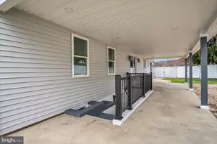 7 Crescent Dr, New Cumberland, PA 17070 - Photo 31