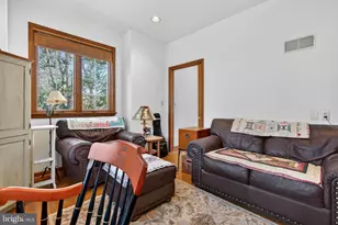 210 Kelly Ln, York, PA 17406 - Photo 23