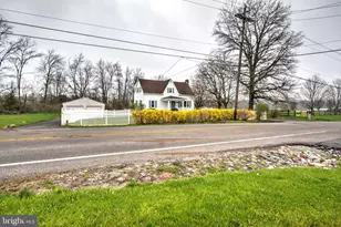 1965 Greenbriar Rd, York, PA 17404 - Photo 33