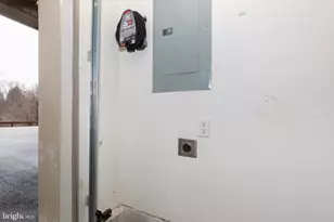 304 N Marshview Rd, Stewartstown, PA 17363 - Photo 35