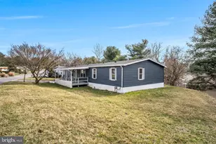 79 Alana, York, PA 17402 - Photo 7