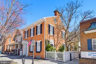 223 Broadway, Hanover, PA 17331 - Photo 1