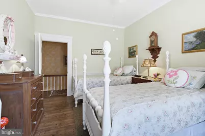 223 Broadway, Hanover, PA 17331 - Photo 33