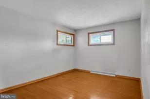 301 E Elm Ave, Hanover, PA 17331 - Photo 17