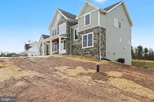 407 Willow Oak Dr, Lewisberry, PA 17339 - Photo 3